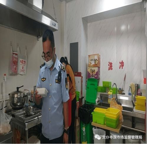 太仆寺旗市場(chǎng)監(jiān)督管理局開展火鍋餐飲單位鴨血制品專項(xiàng)檢查，筑牢食品安全防線